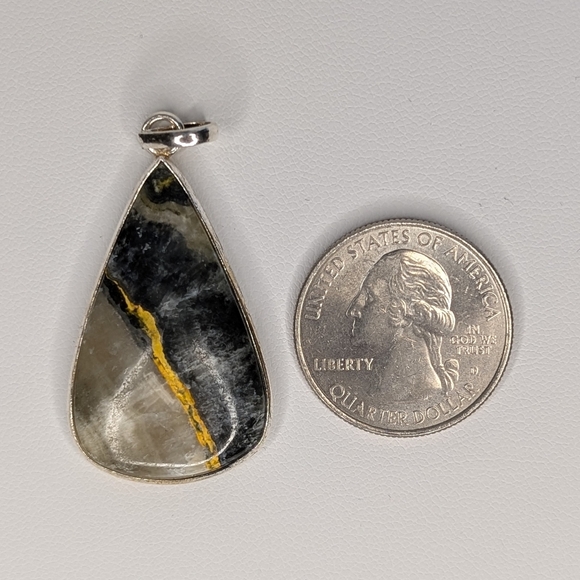 Bumblebee Jasper Pendant S925 Sterling Silver - Picture 2 of 3